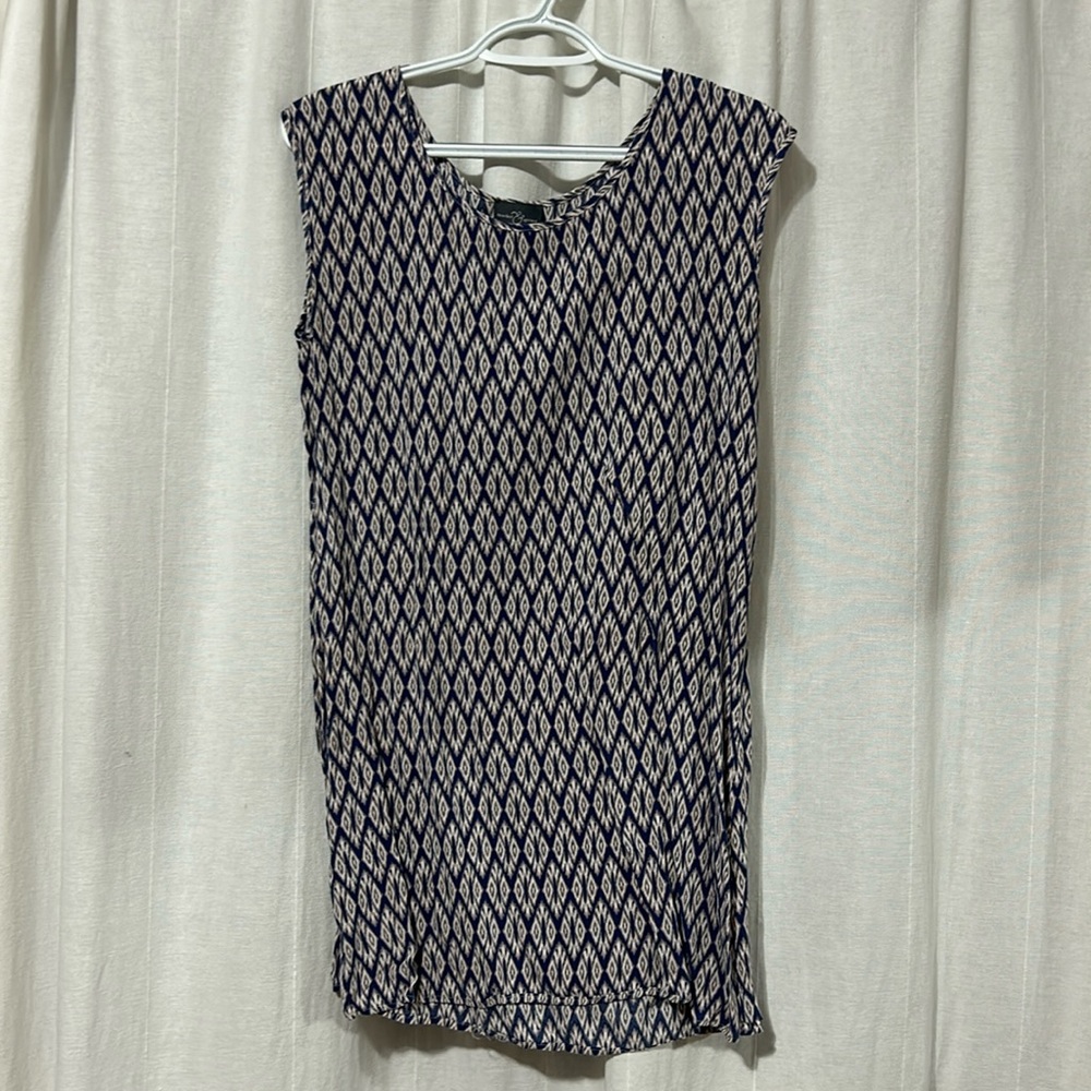 Diamond pattern blue and grey dress